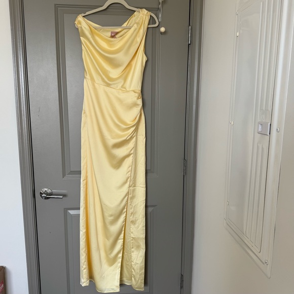 Show Me Your MuMu | Jodie Draped Luxe Satin Dress in Pale Yellow ~ Size Small - Picture 6 of 10